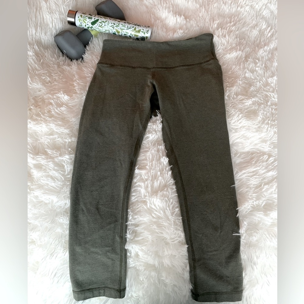 Lululemon athletic pants.